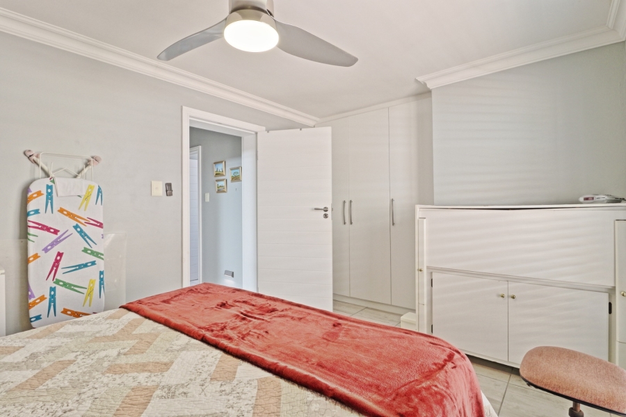 3 Bedroom Property for Sale in Hartenbos Central Western Cape